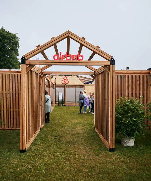 Lollapalooza-Festival – Airbnb-Stand 2025