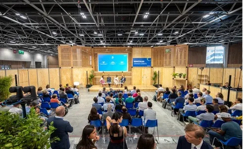 6619738c252be672f201c6eb_1